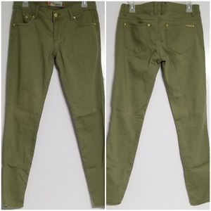 Women's skinny jeans